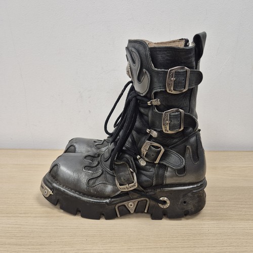 New rock reactor boots - new, eu