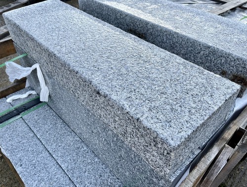 Solid granite steps kerbs - solid,
