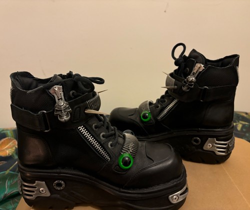 New rock black punk - black, punk/goth
