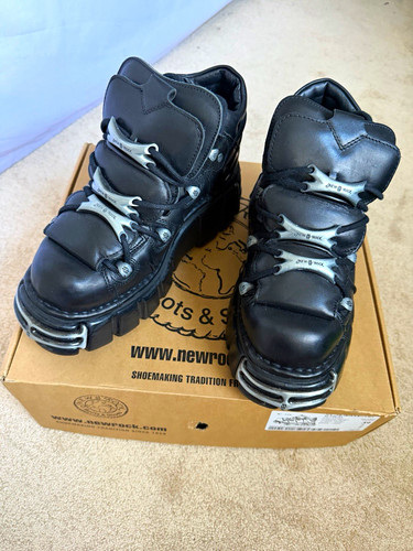 New rock tower - new, m-106-s1
